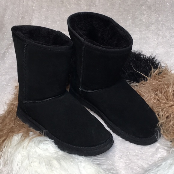ugg f19010d